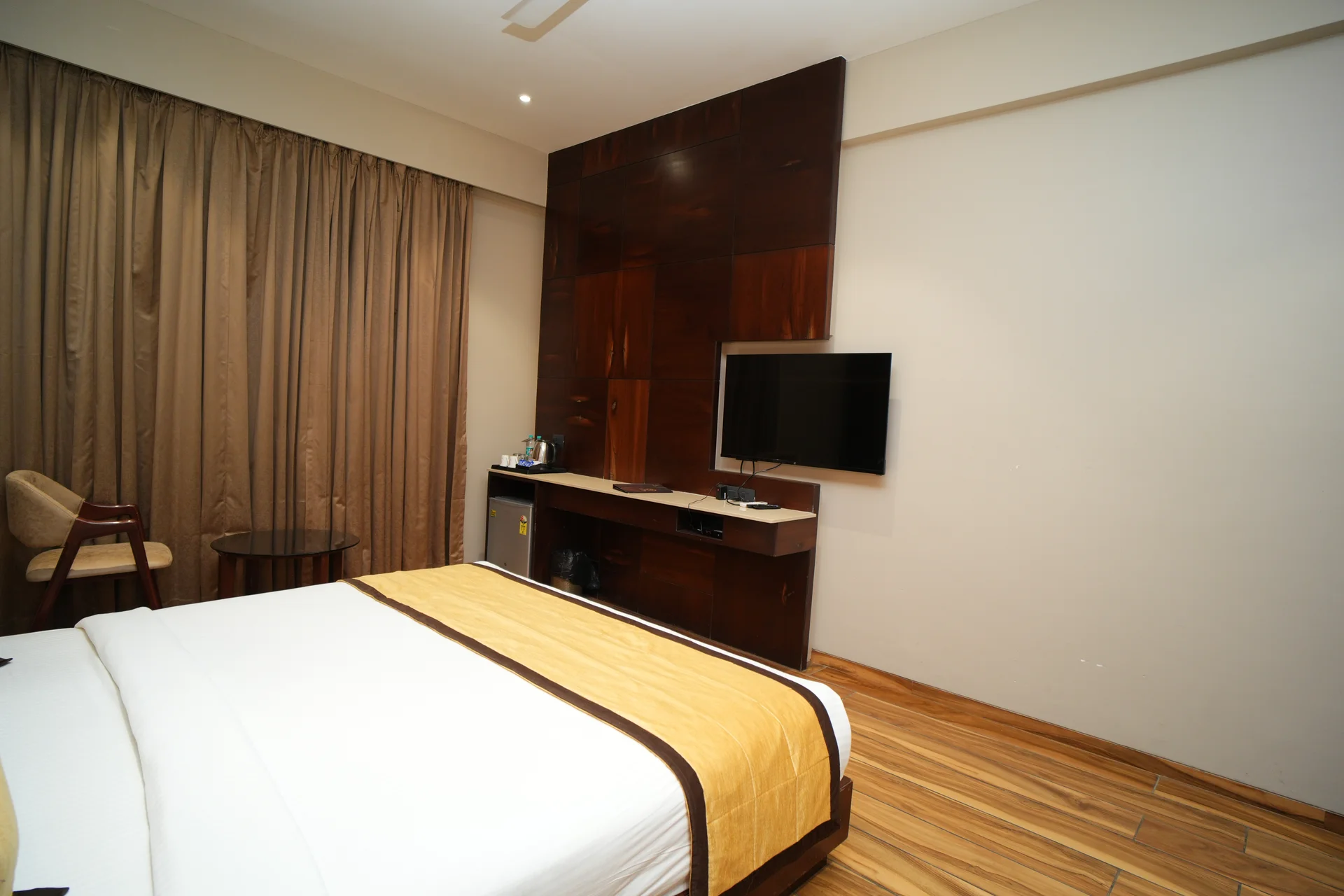 Deluxe Room 2